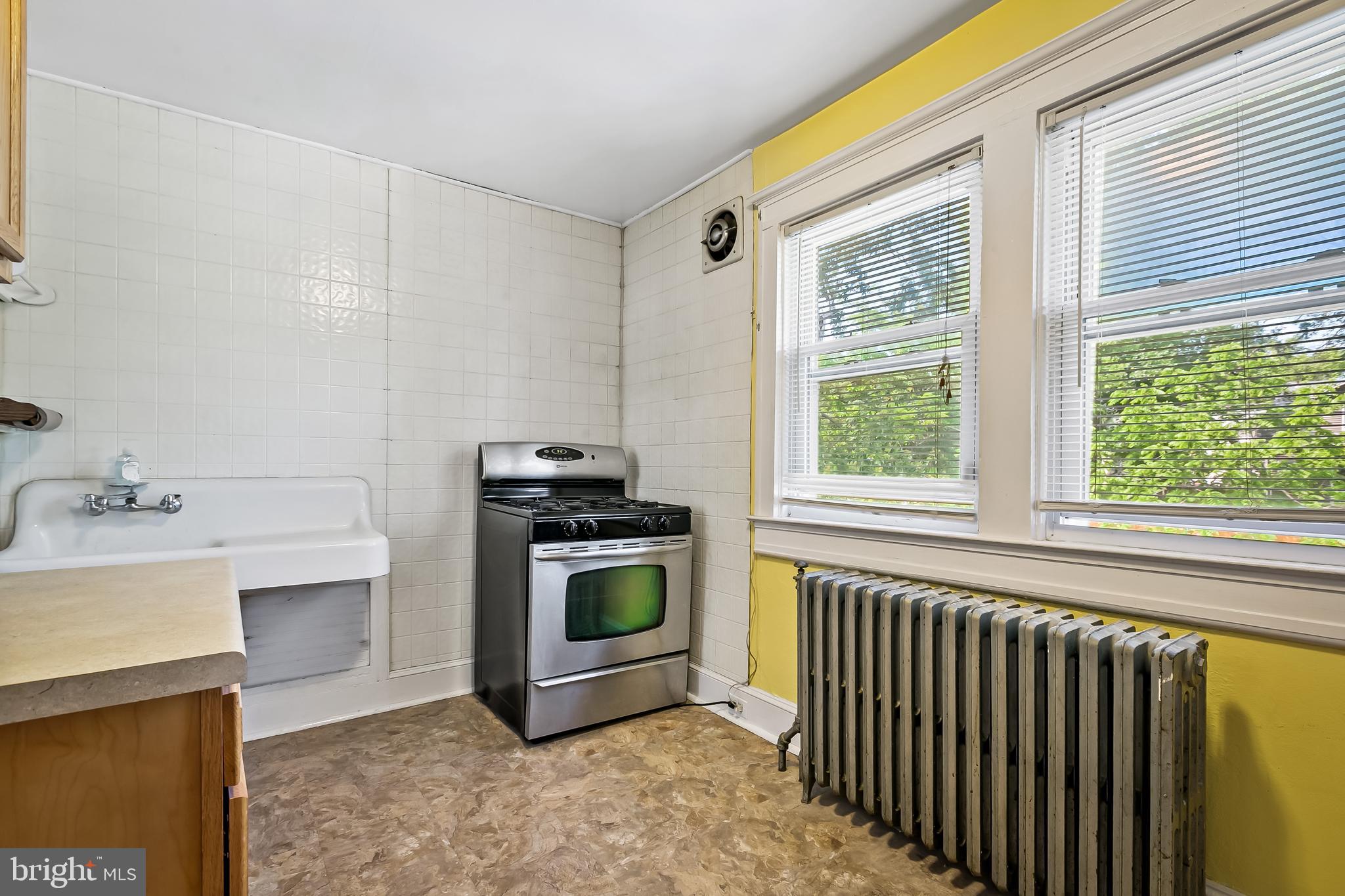 HAMILTON HEIGHTS - Residential Income