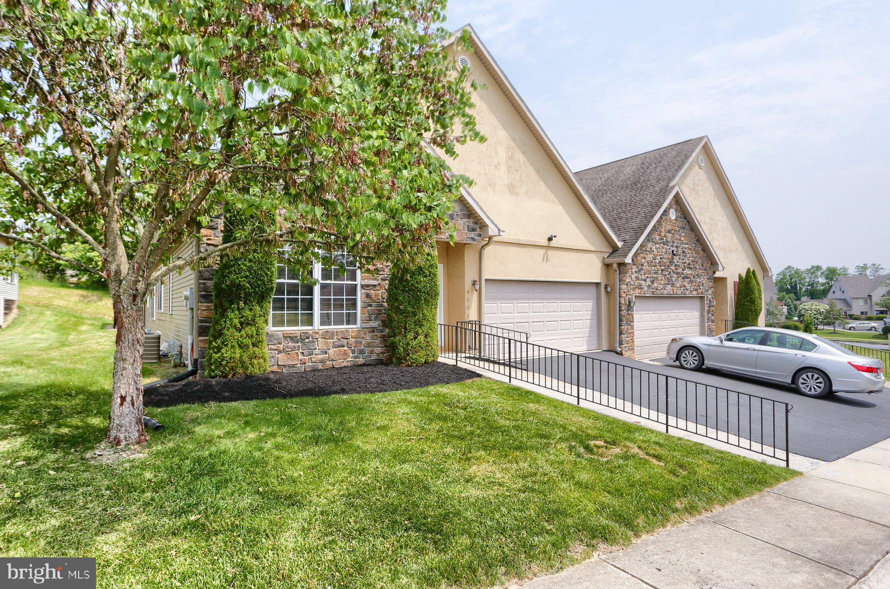 4503 HILLSIDE COURT