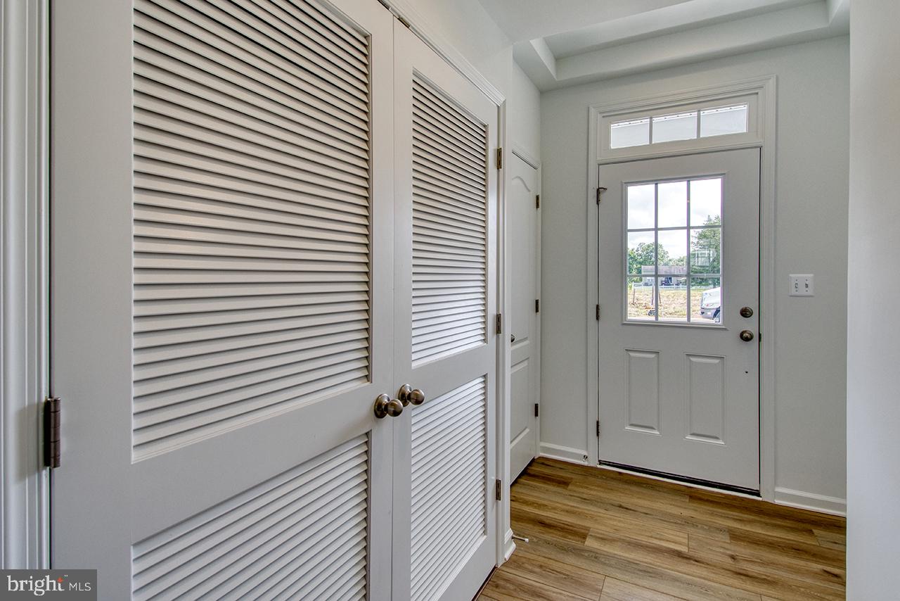 MCCAULEY CROSSING - Residential Lease