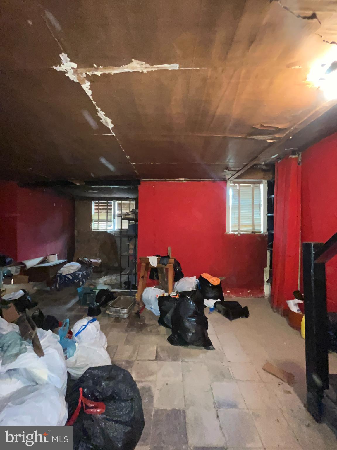 WINSTON GOVANS - Residential