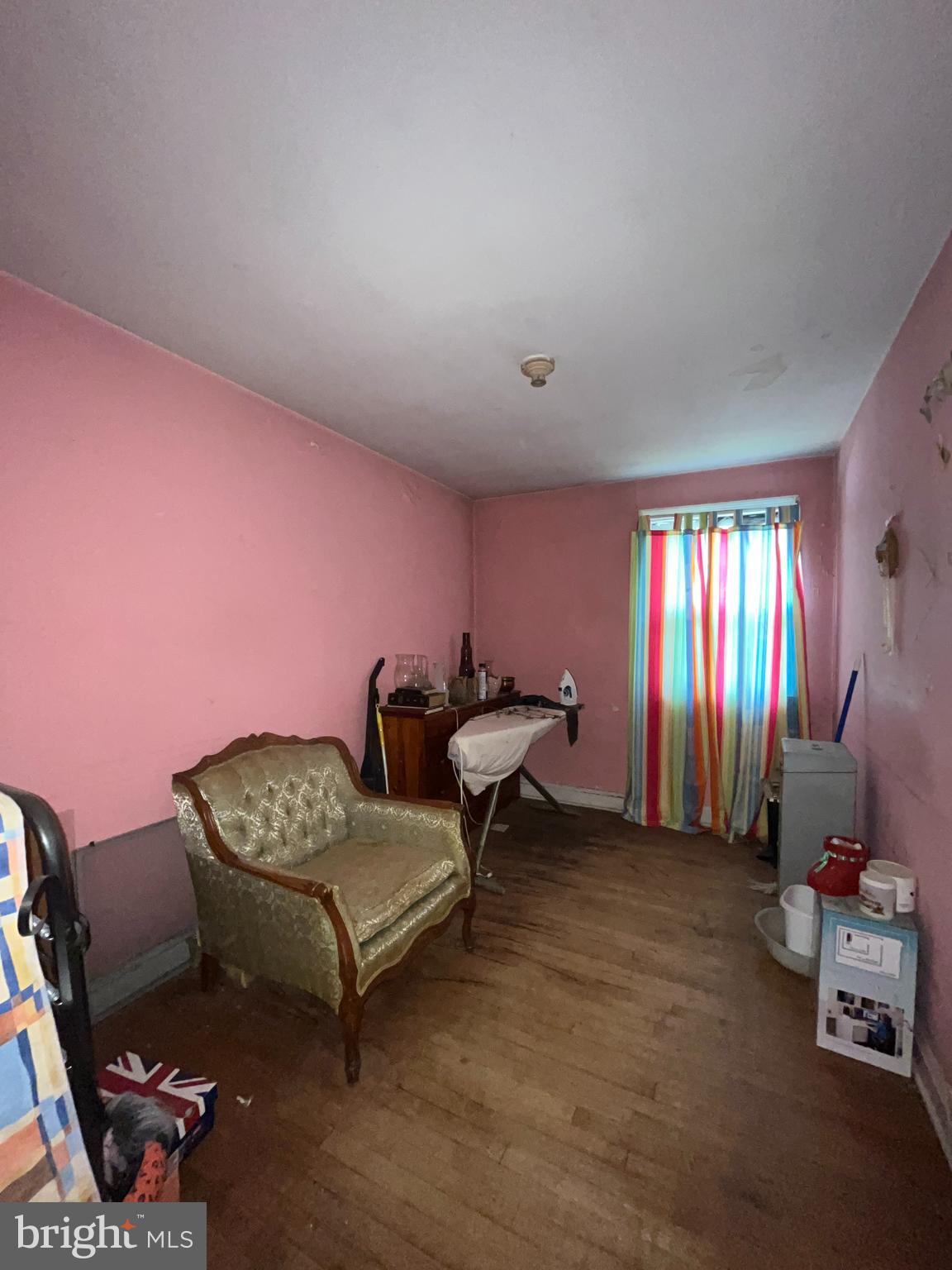 WINSTON GOVANS - Residential