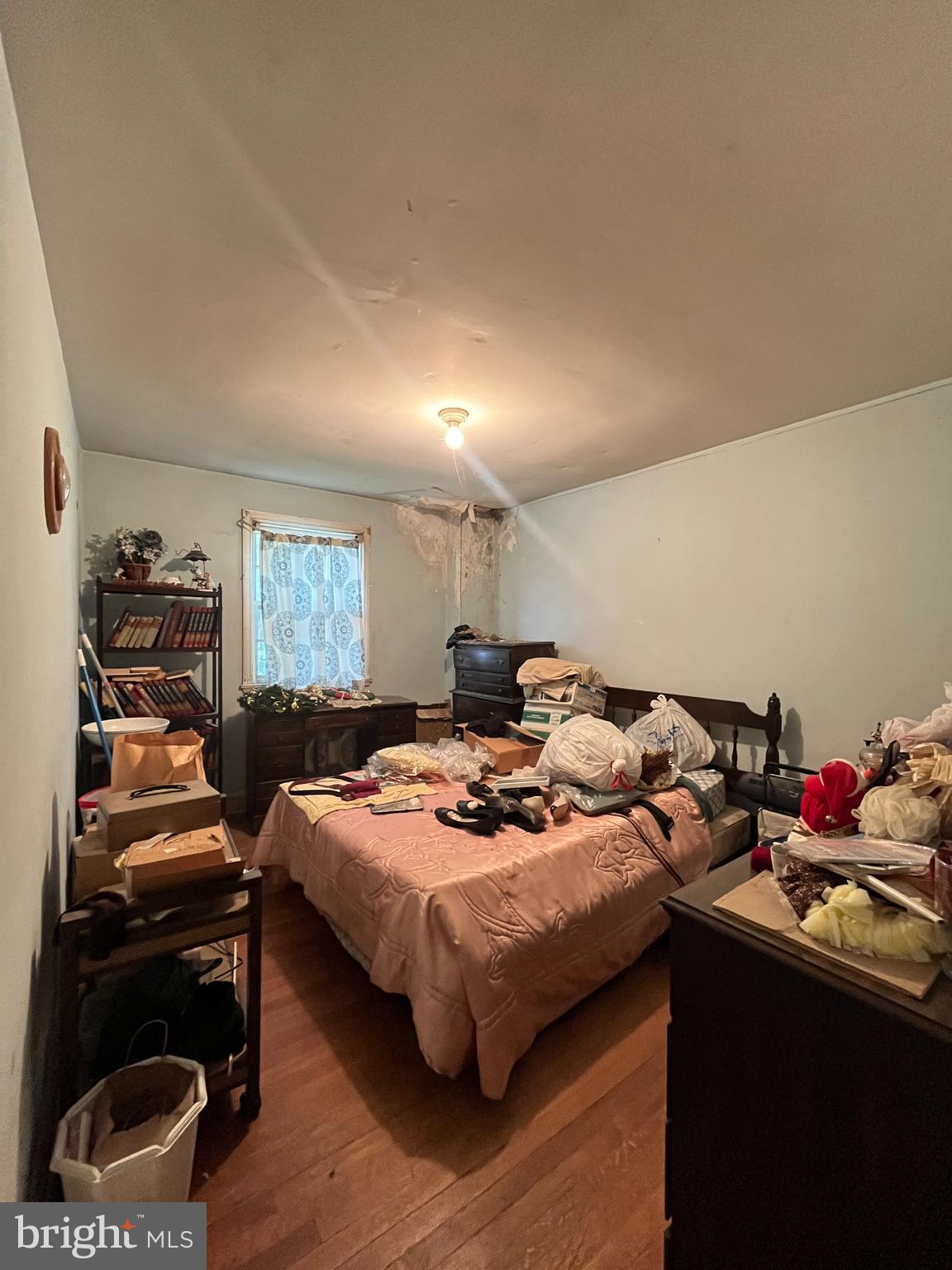 WINSTON GOVANS - Residential