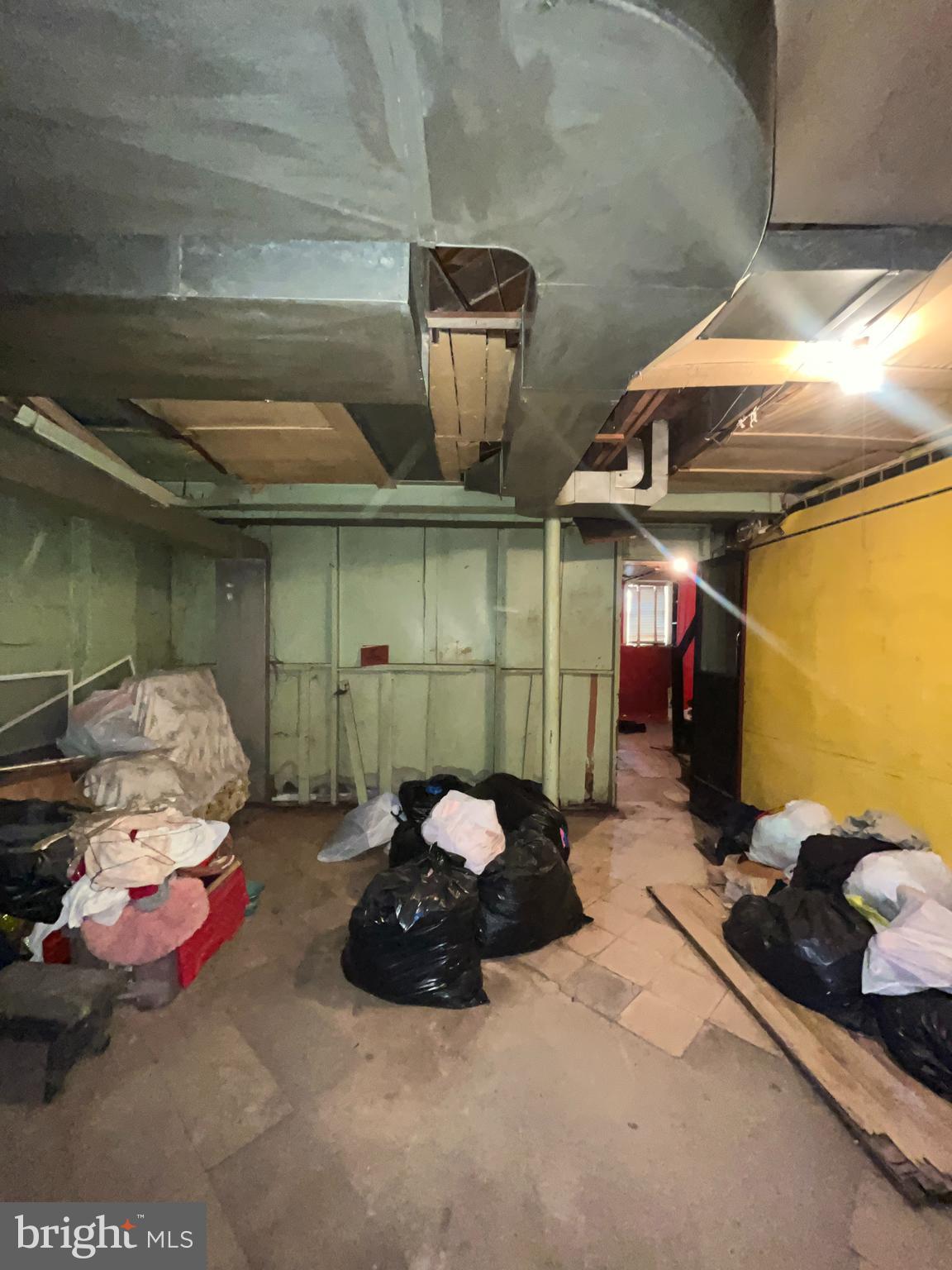 WINSTON GOVANS - Residential