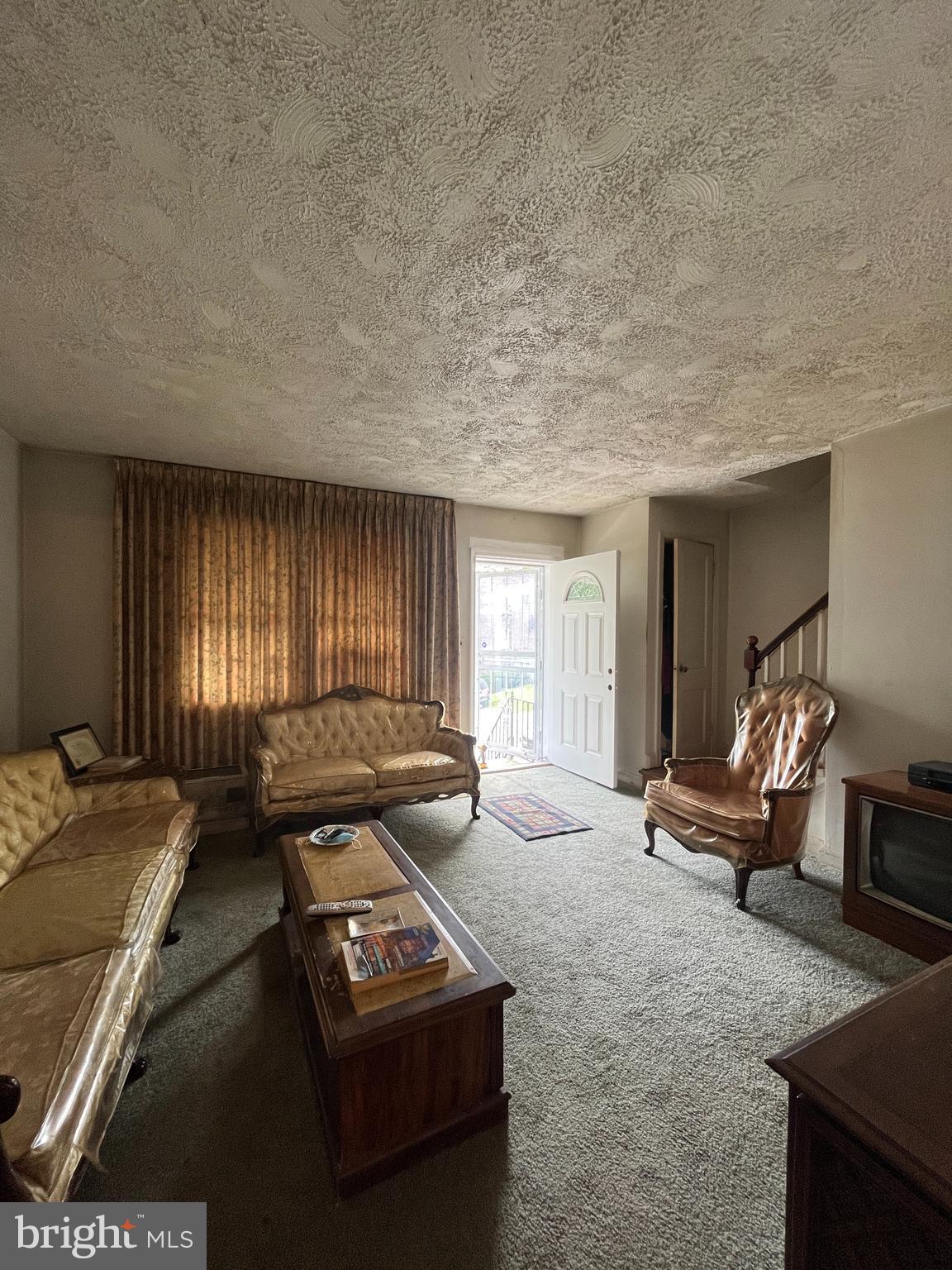 WINSTON GOVANS - Residential