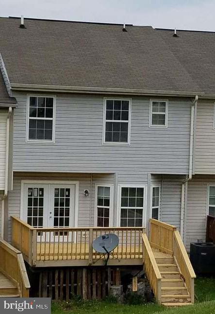 LAUREL RIDGE - Residential Lease