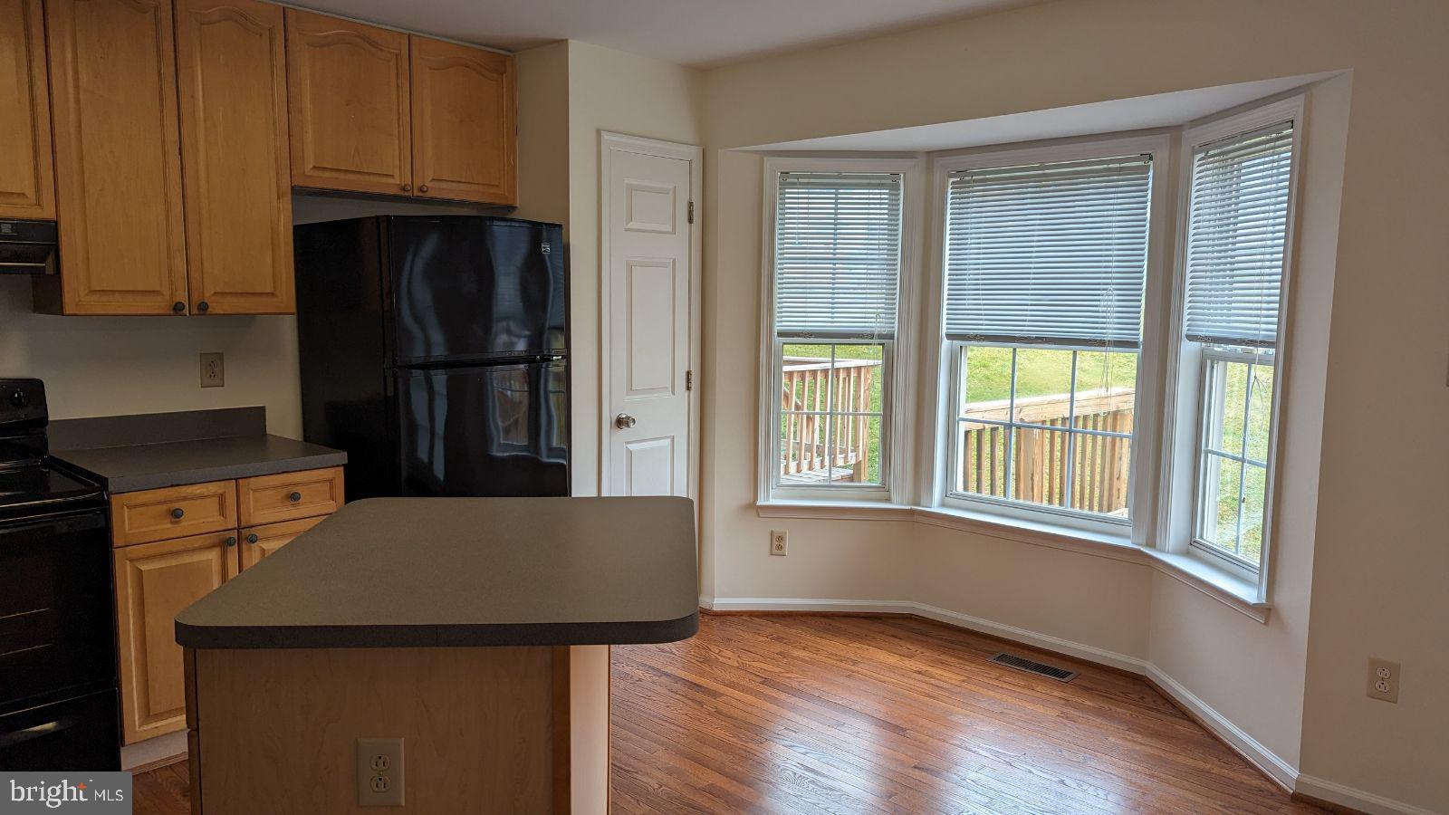 LAUREL RIDGE - Residential Lease