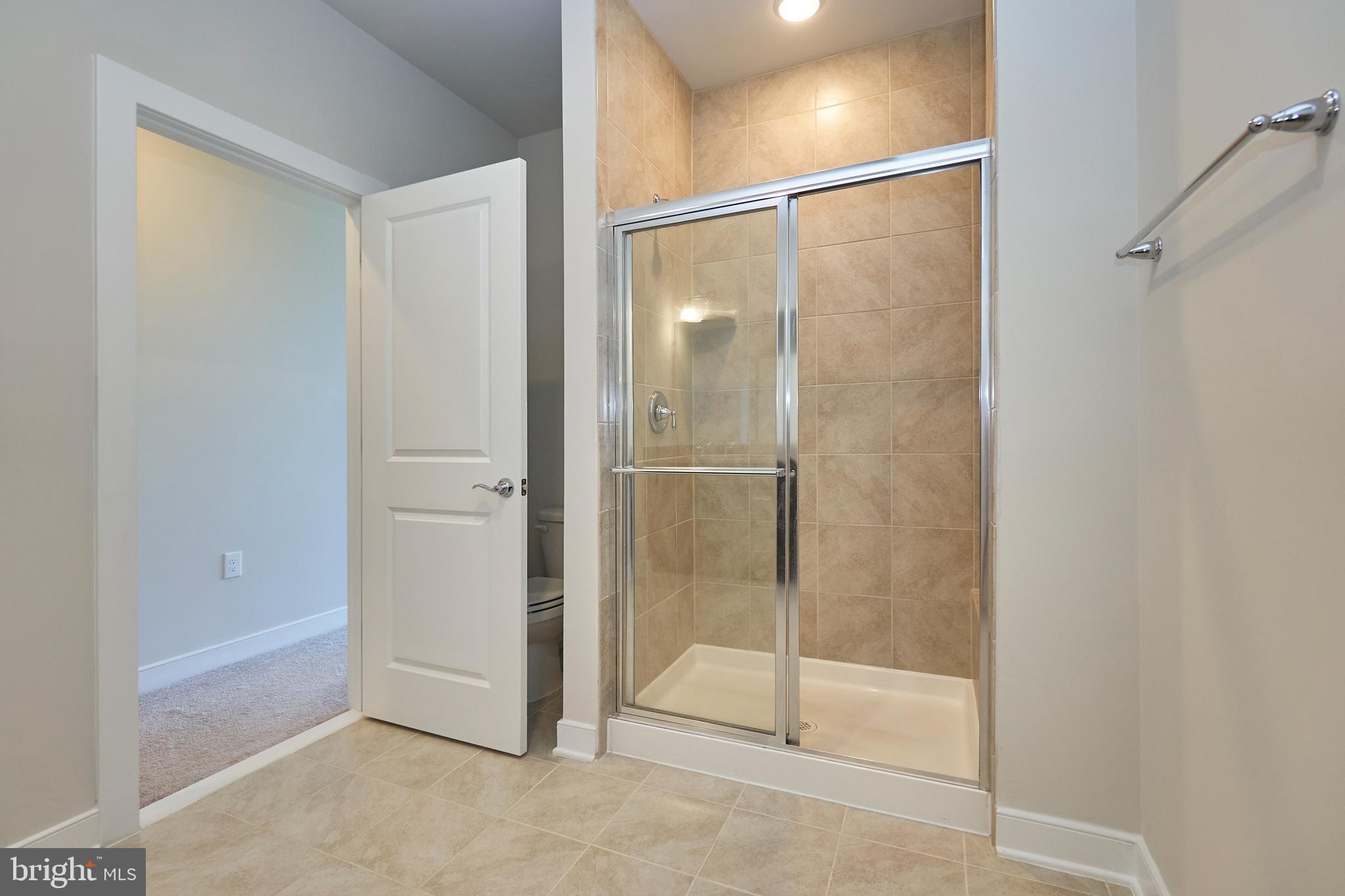 METROPARK AT ARROWBROOK - Residential Lease