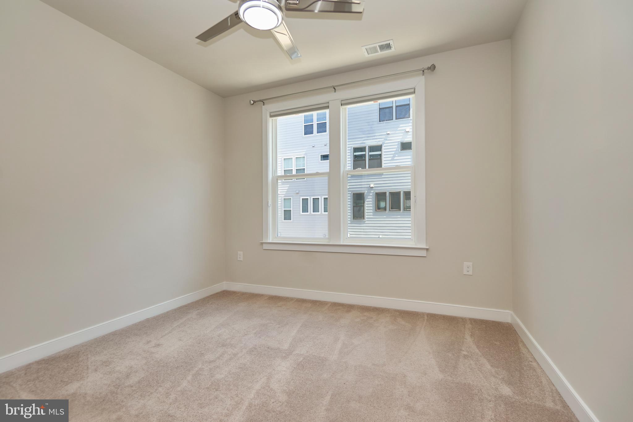 METROPARK AT ARROWBROOK - Residential Lease