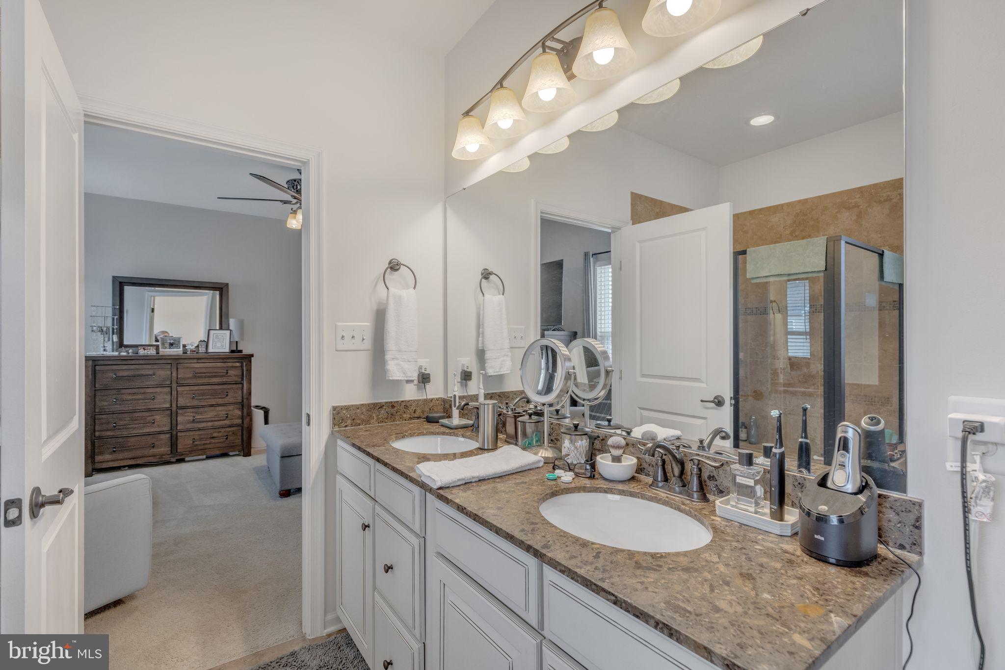 CREEKSIDE VILLAGE AT TANYARD SPRINGS - Residential