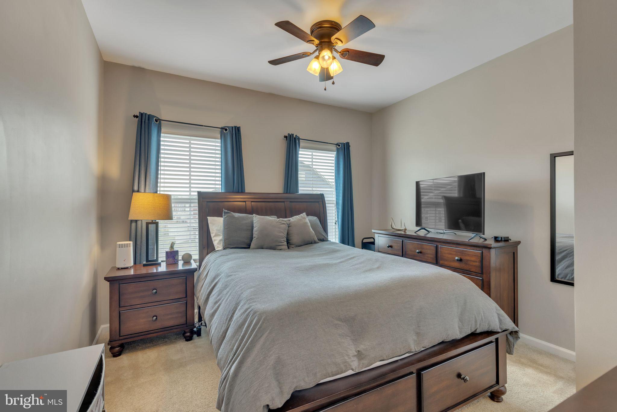 CREEKSIDE VILLAGE AT TANYARD SPRINGS - Residential