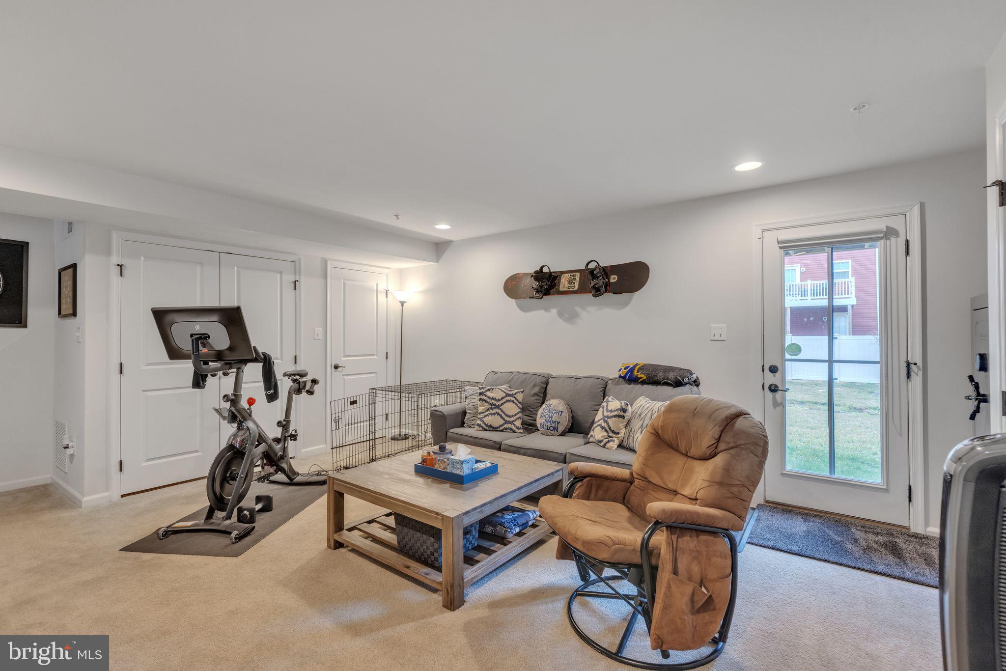 CREEKSIDE VILLAGE AT TANYARD SPRINGS - Residential