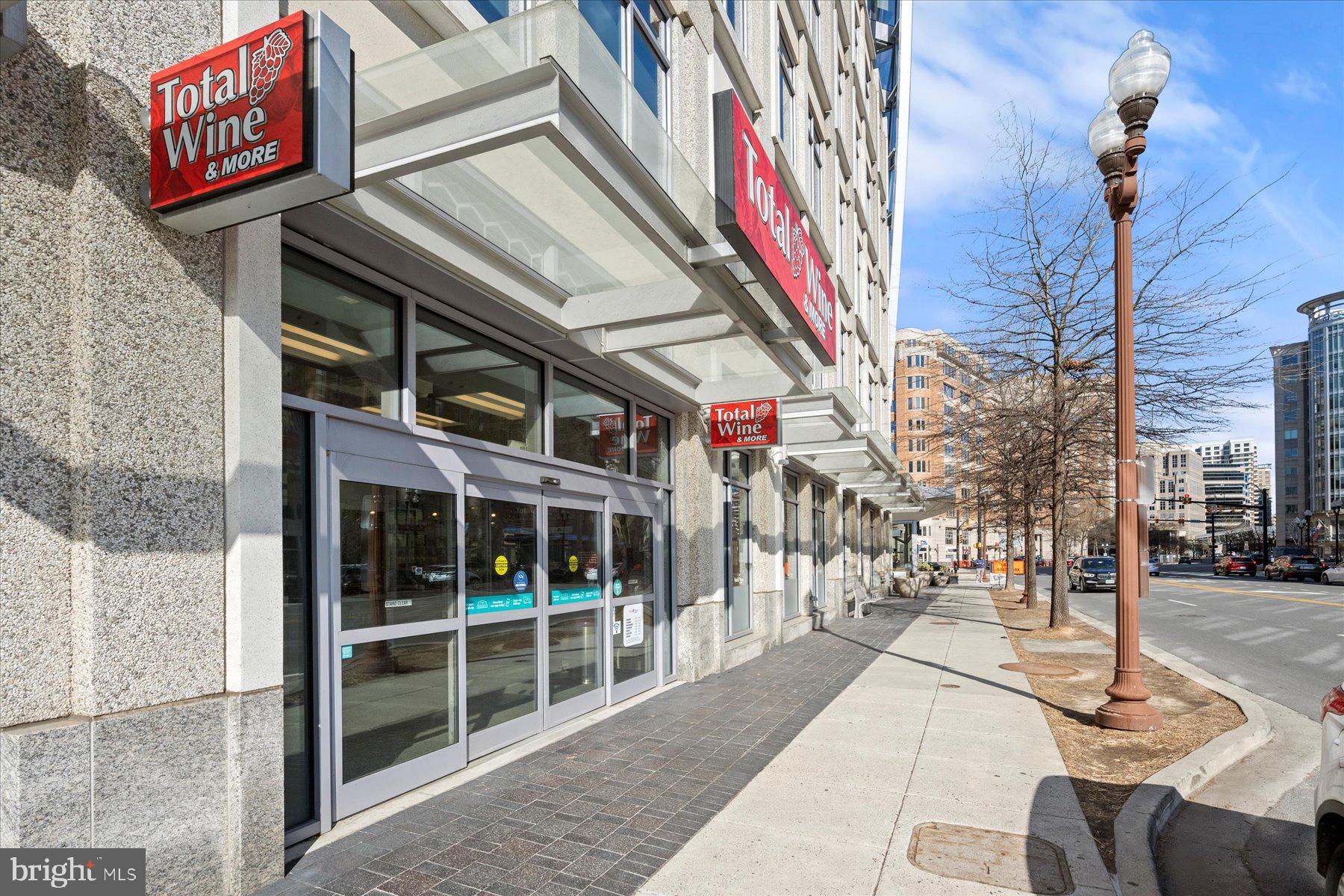 BALLSTON PARK - Residential