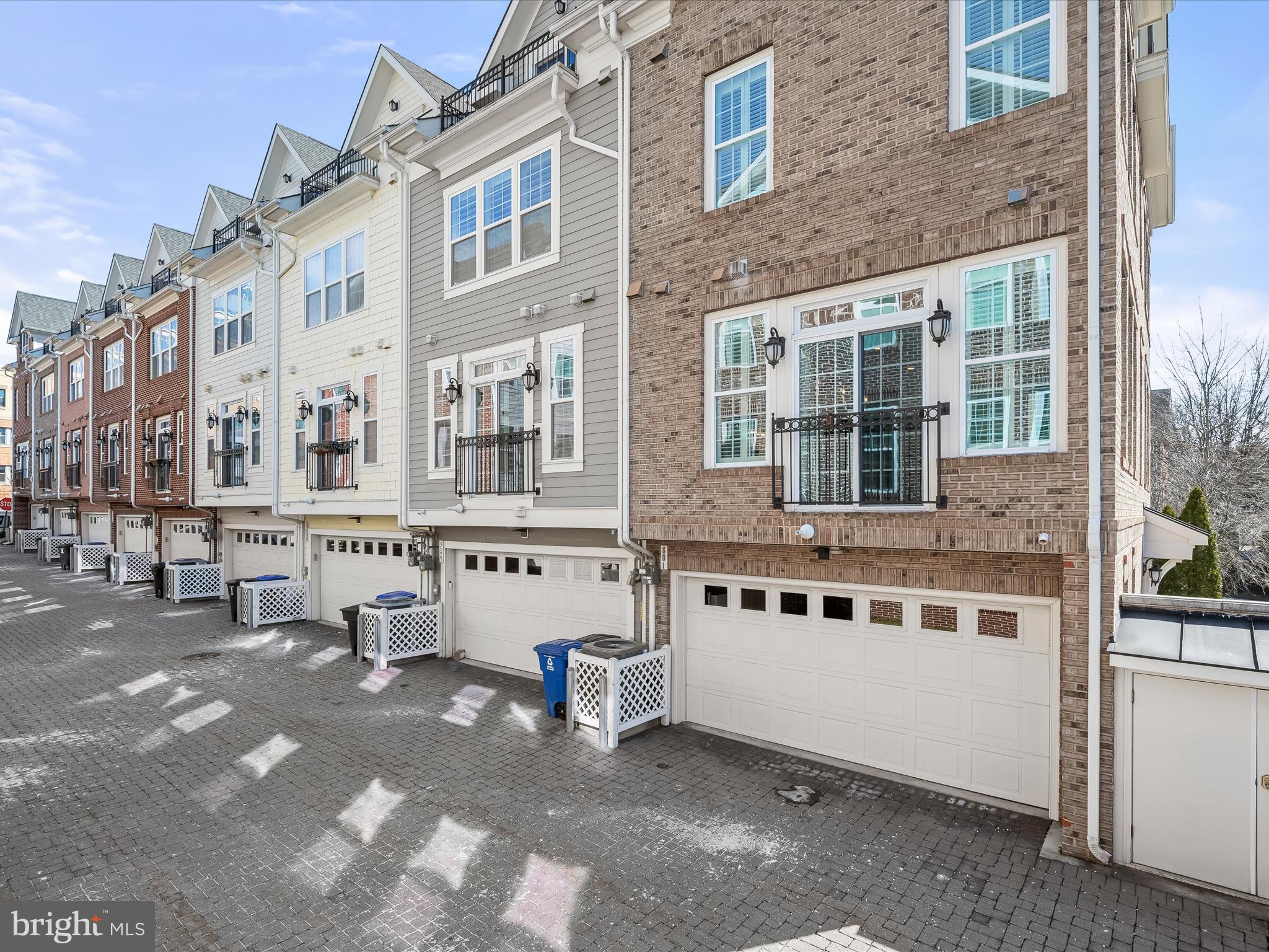 BALLSTON PARK - Residential