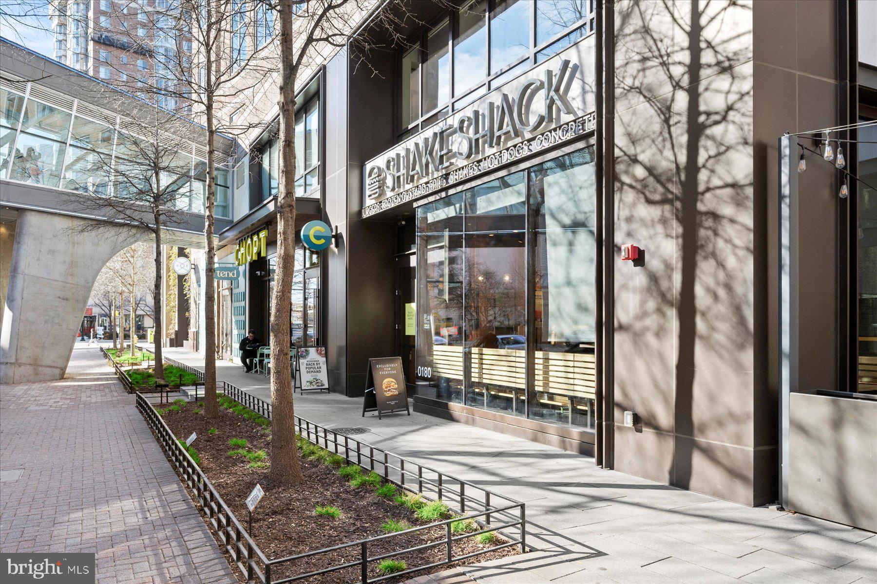 BALLSTON PARK - Residential