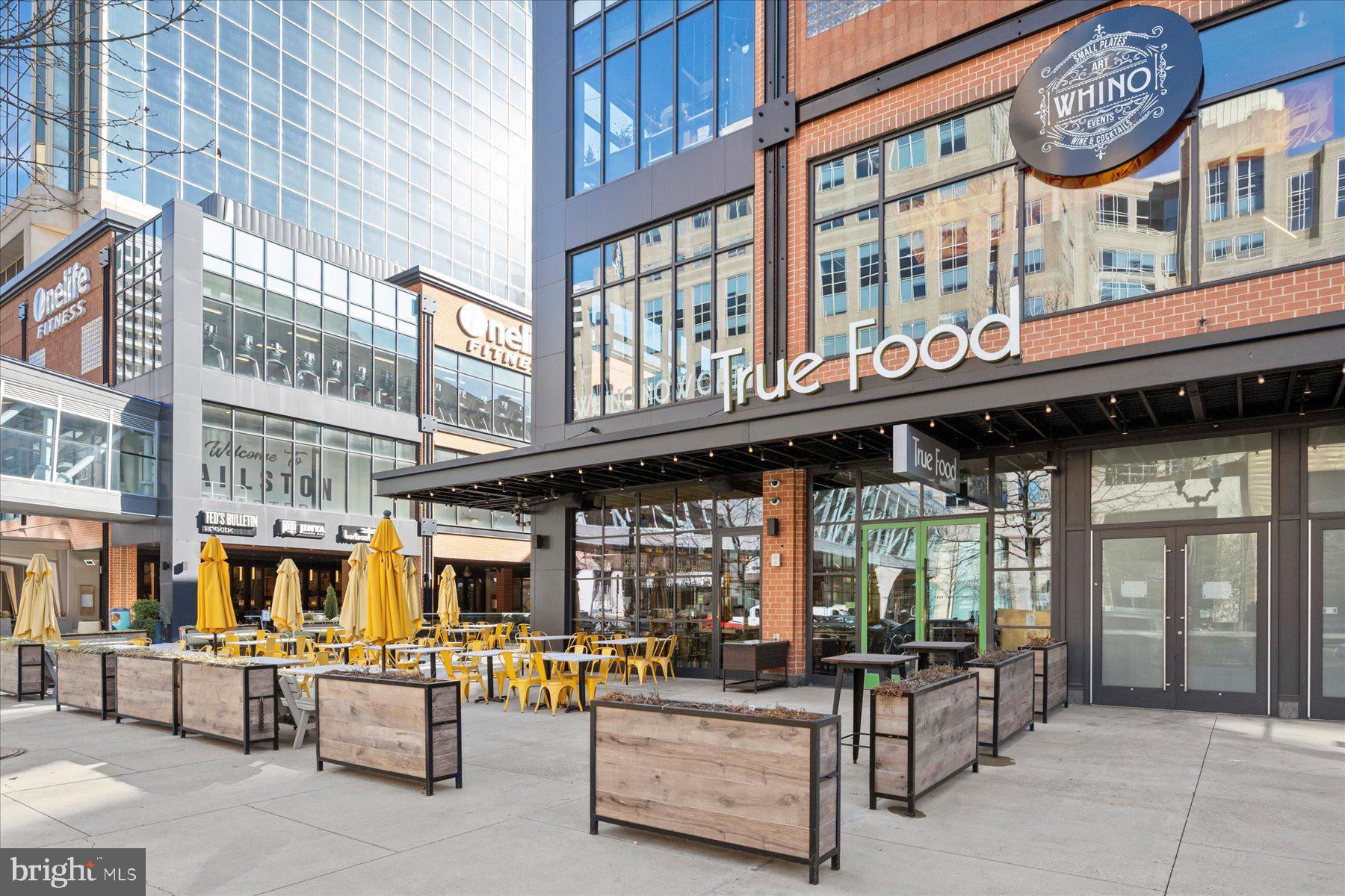 BALLSTON PARK - Residential