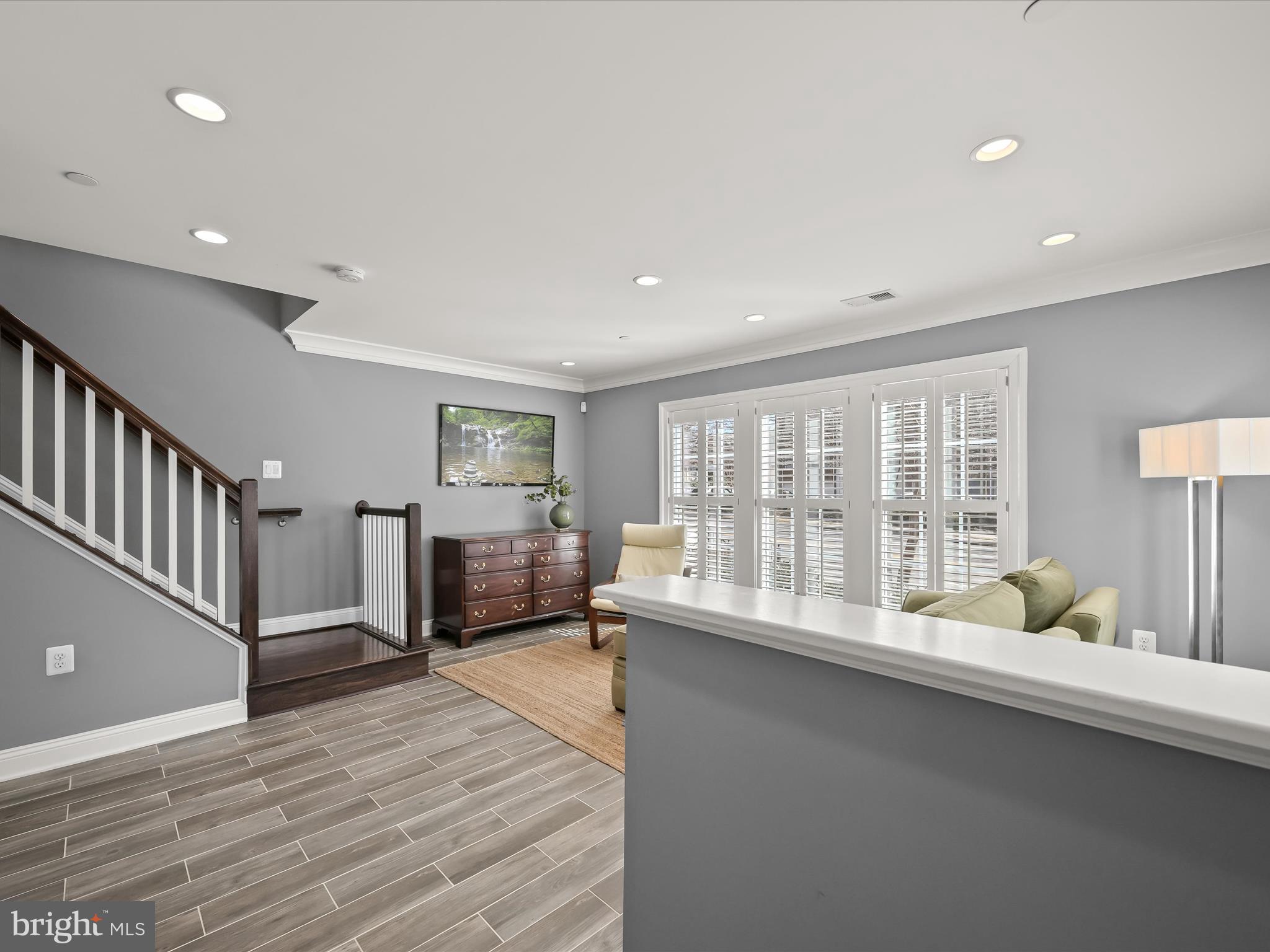 BALLSTON PARK - Residential