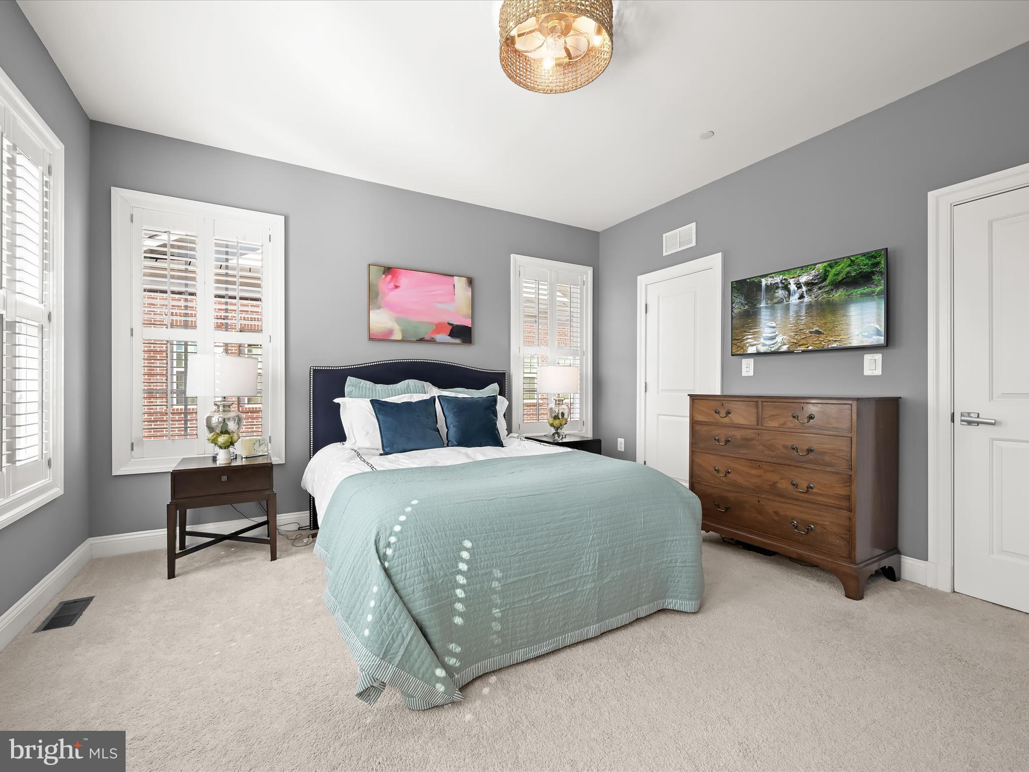 BALLSTON PARK - Residential