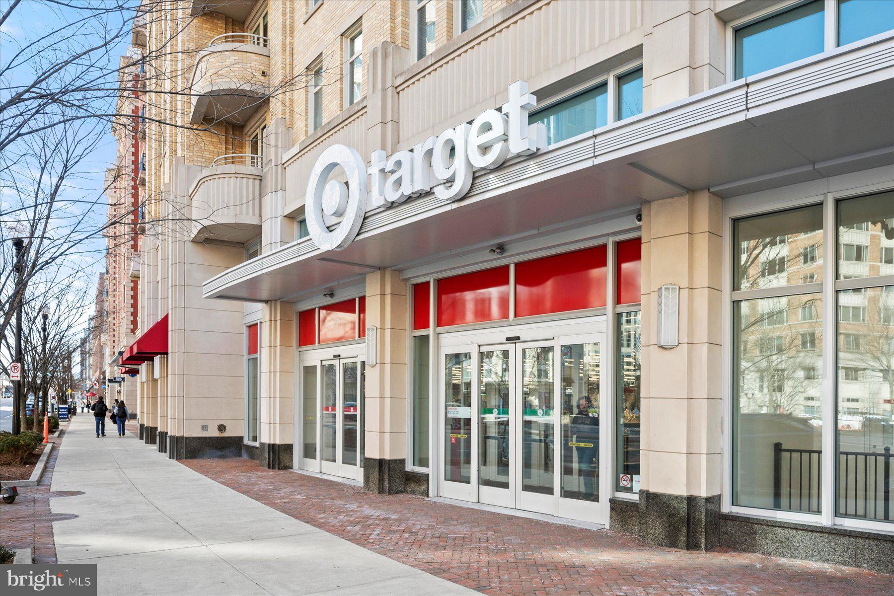 BALLSTON PARK - Residential