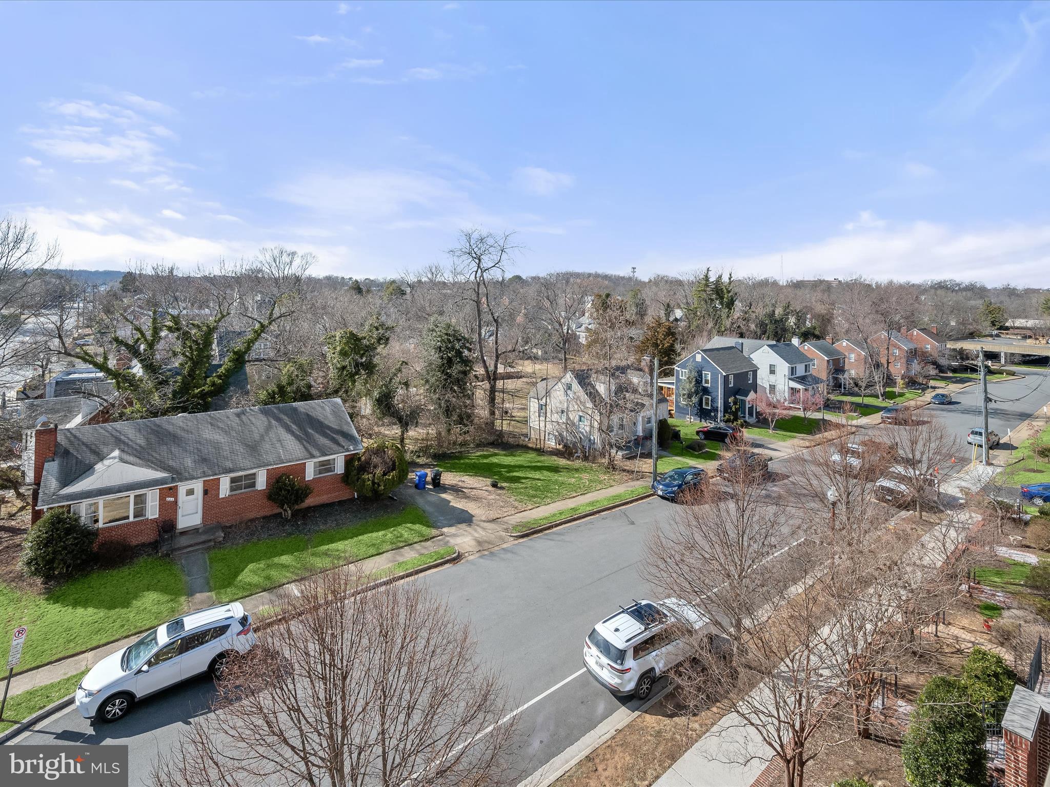 BALLSTON PARK - Residential