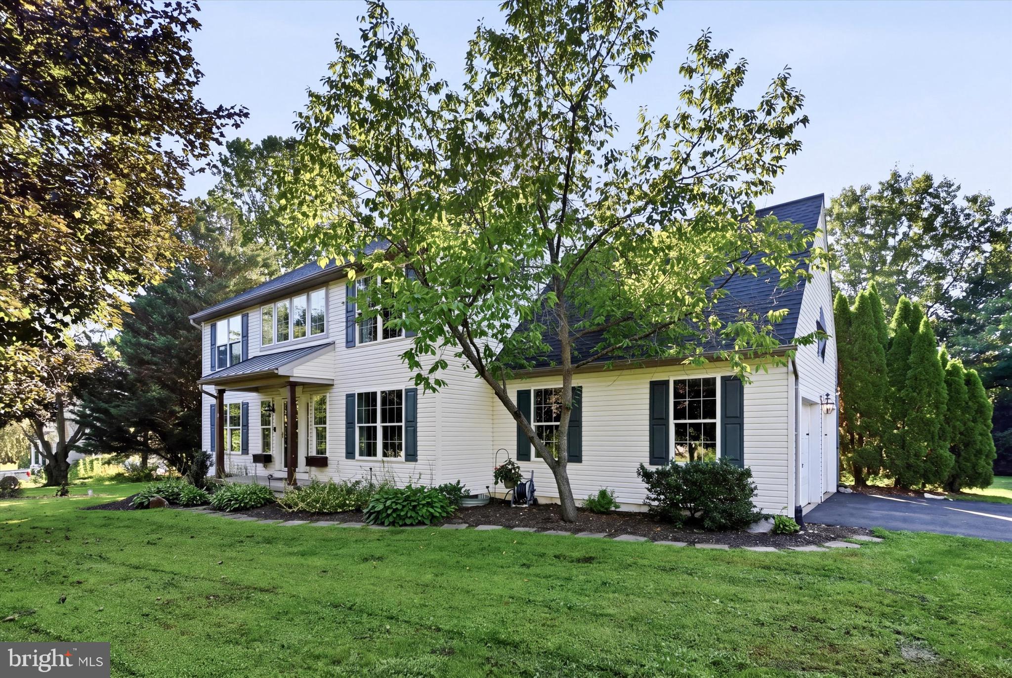 204 COUNTRY DRIVE