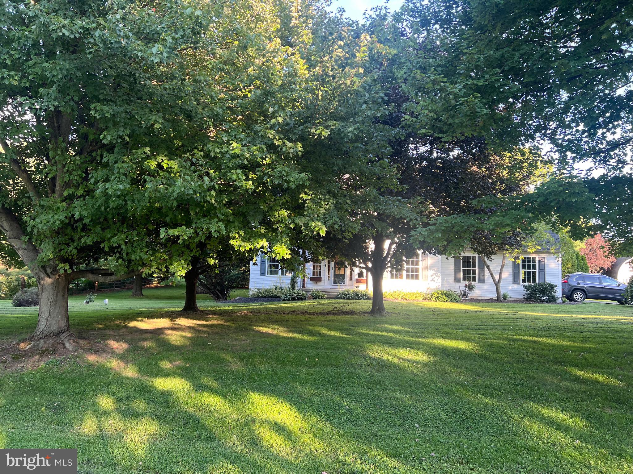 204 COUNTRY DRIVE
