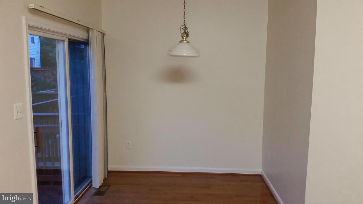 GUNSTON CORNER - Residential Lease