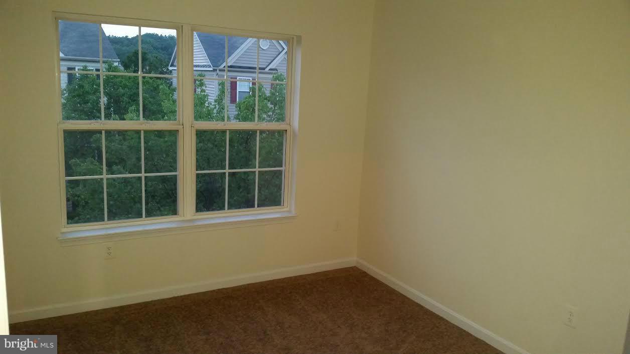 GUNSTON CORNER - Residential Lease