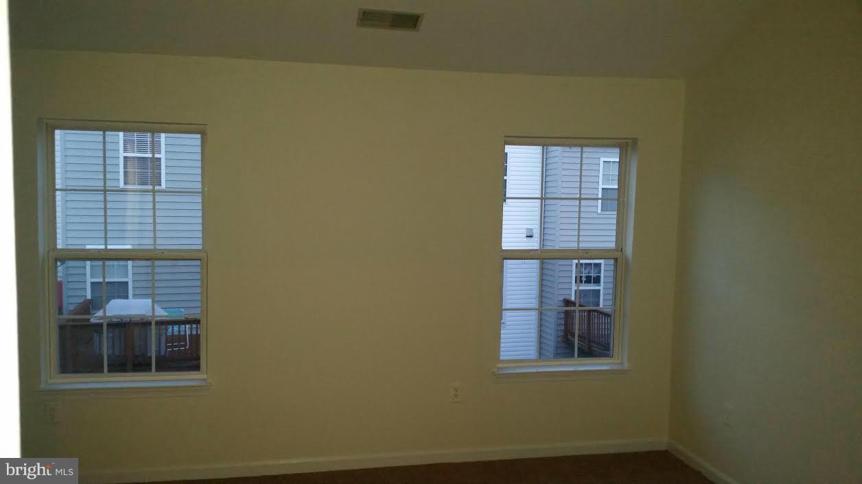 GUNSTON CORNER - Residential Lease