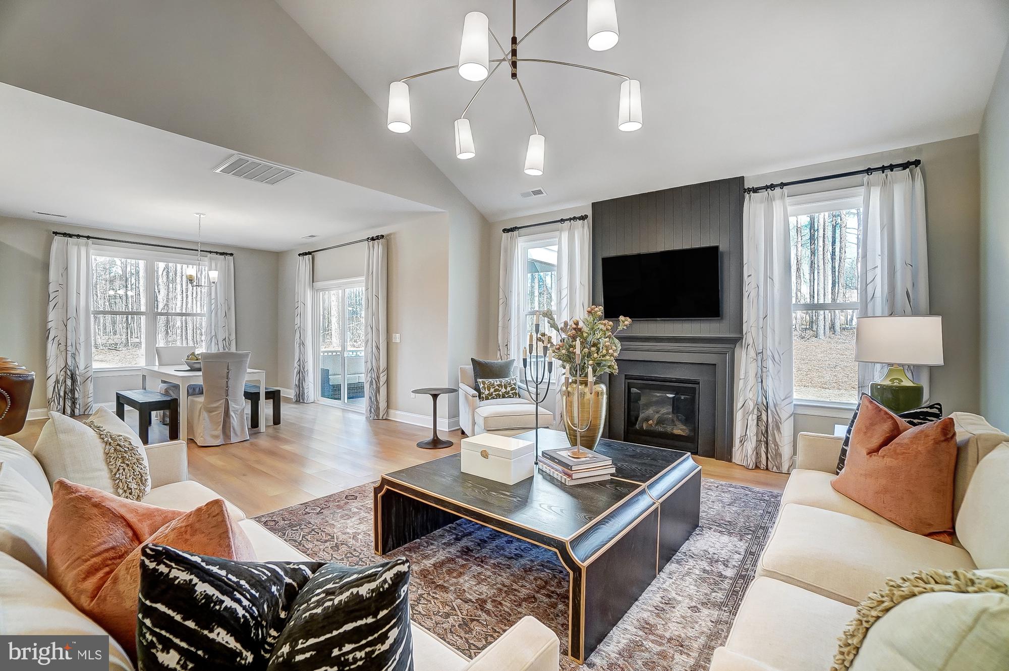 SWAN POINT - Residential