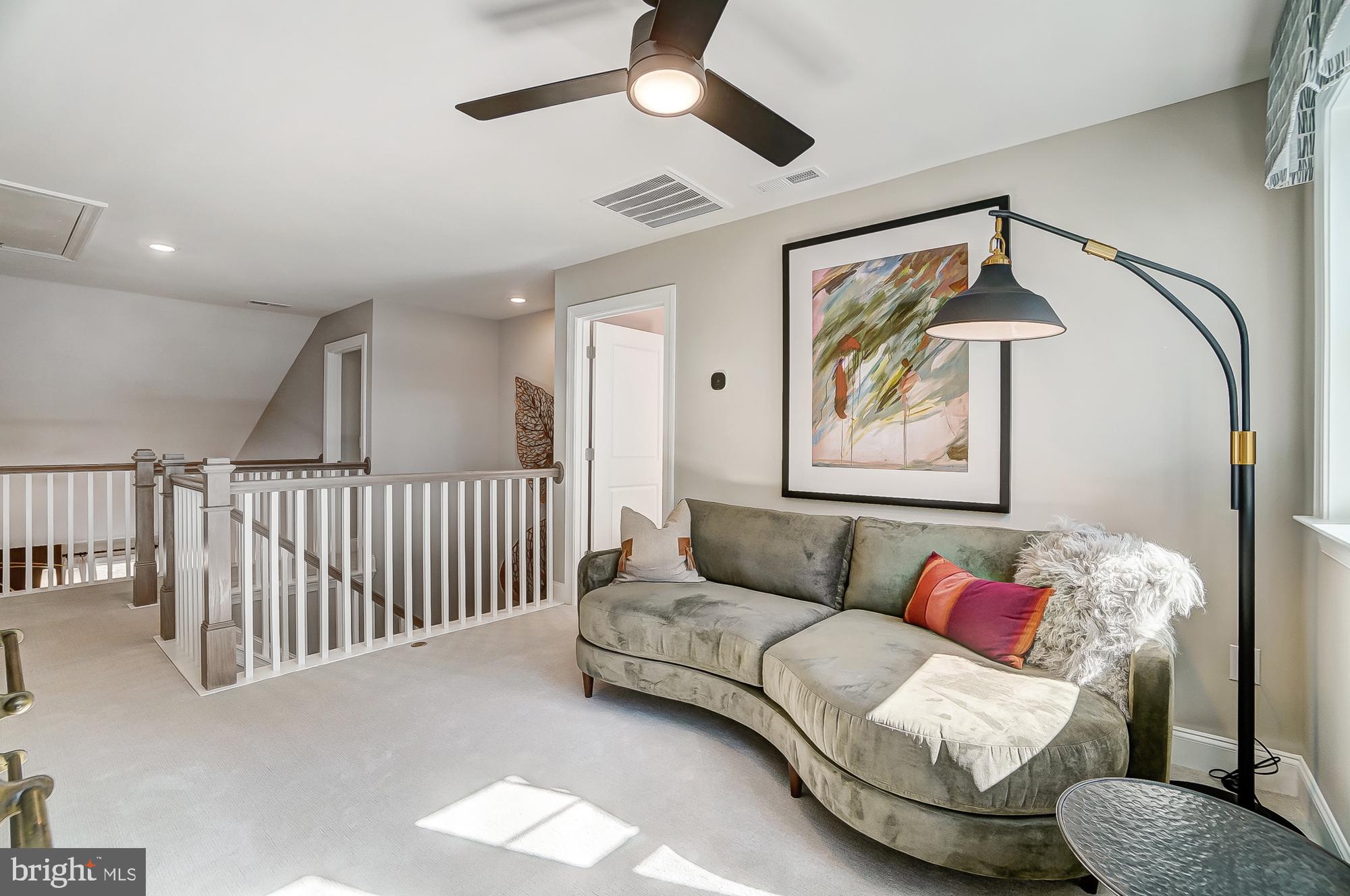 SWAN POINT - Residential