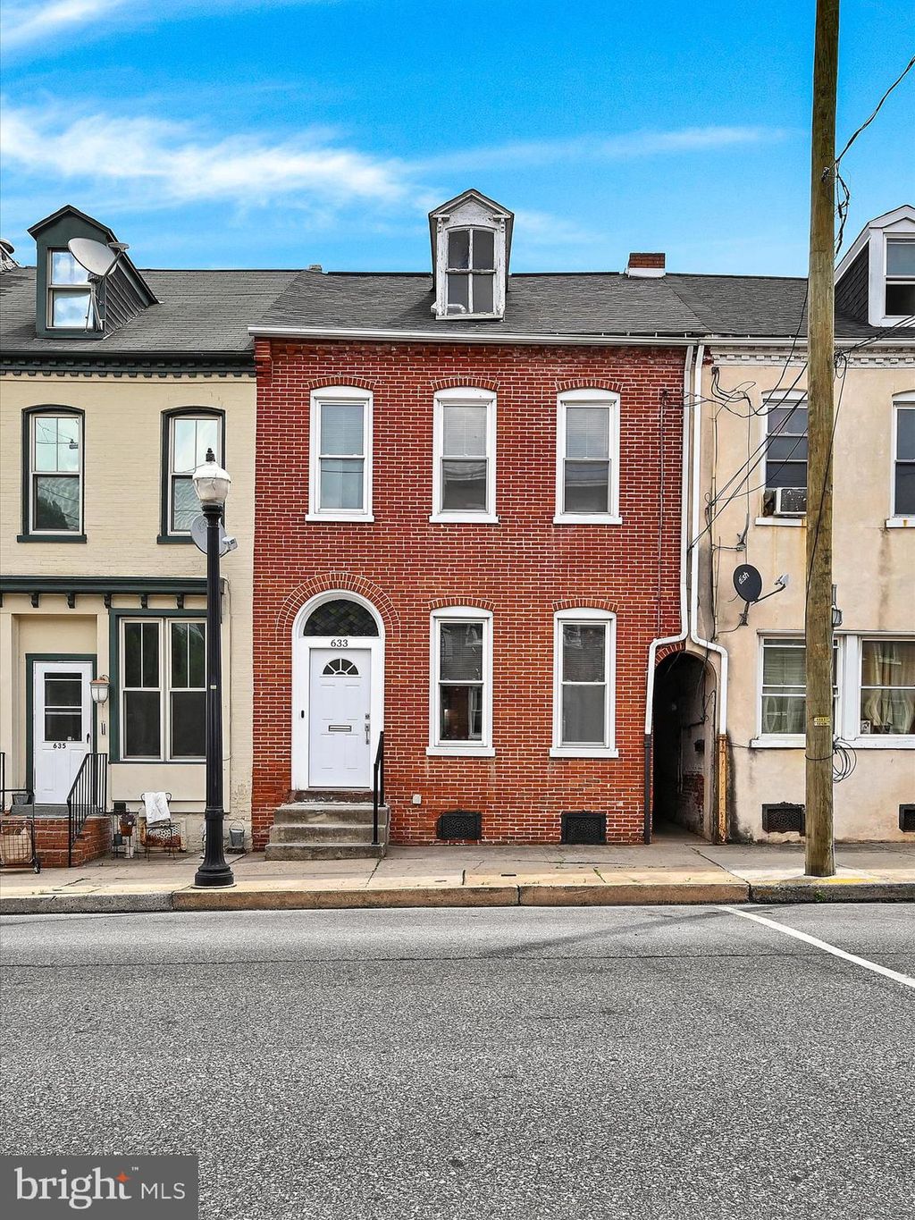 Photo of 633 N Queen Street, Lancaster, PA 17603 (MLS # PALA2051708)