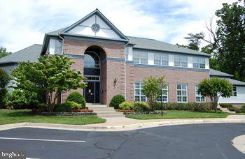 KINGSTOWNE - Residential Lease