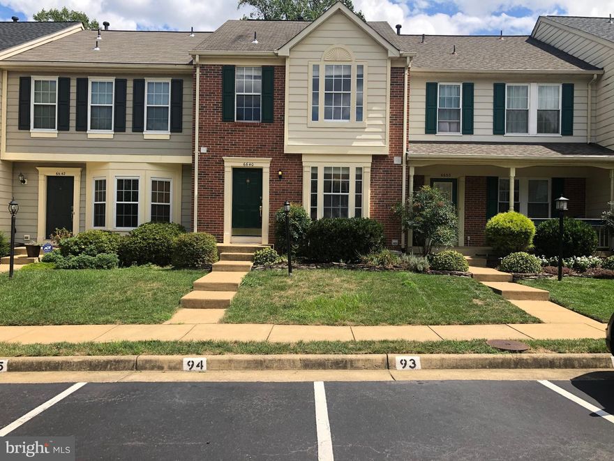 Gorgeous 3-level townhouse ready for new occupants! 3 BRs w/ BONUS room or office in basement! 3.5 baths. NEW (2023) upgrades include HARDWOOD flooring in kitchen and living room, all new Stainless Steel appliances, and new paint! Living room with gas fireplace. Amazing Trex Deck in quiet backyard with lovely tree view. Tenant has access to community pool, tennis courts, & fitness center. Quick access to shopping, dining, and entertainment at Kingstowne Towne Center, which features Regal Kingstowne cinema, Kohl's, World Market, Giant, Safeway, Walmart, Cava, Chipotle, and many more options!