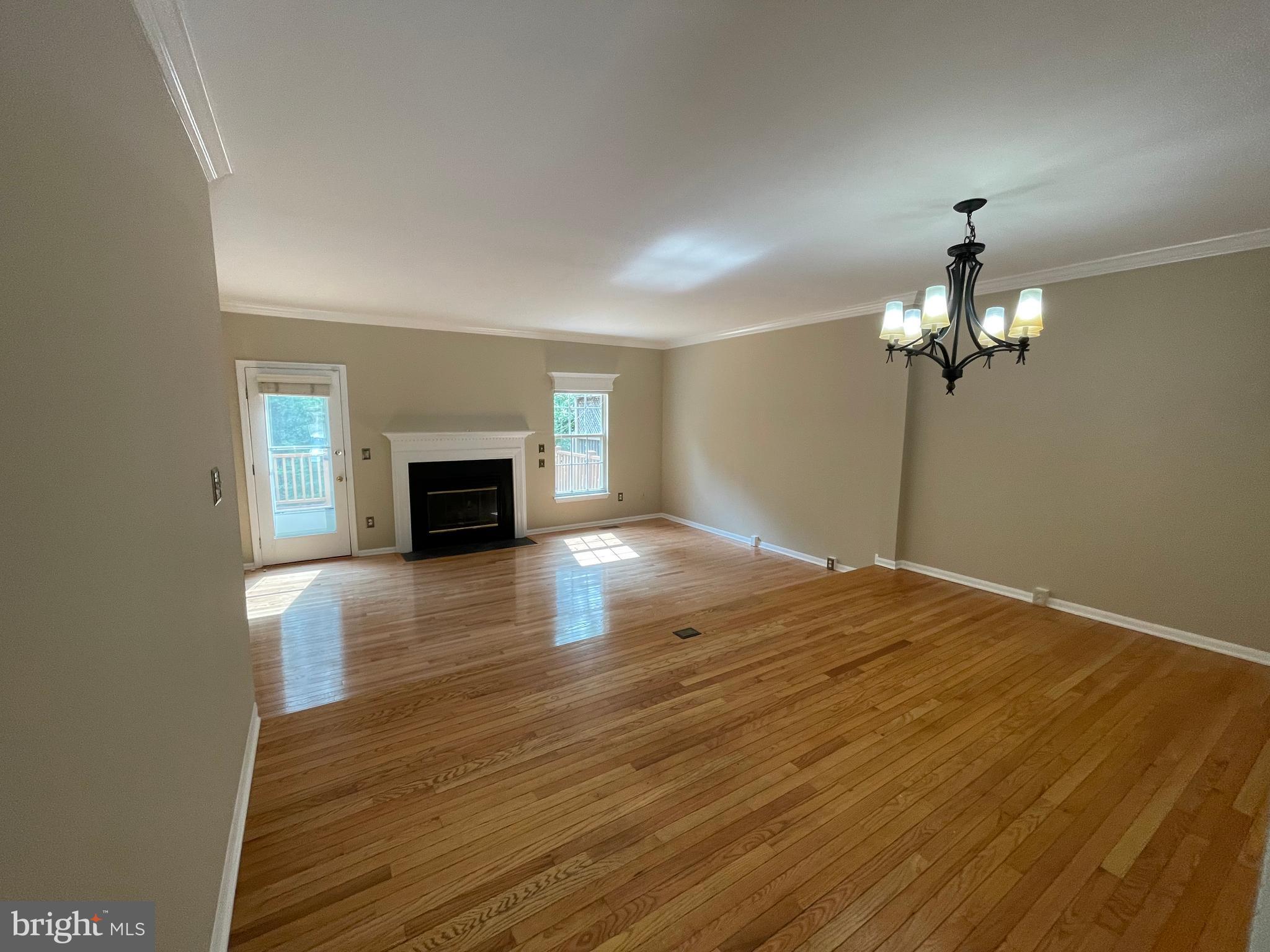 KINGSTOWNE - Residential Lease