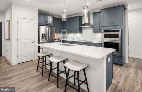 Condo For Sale - 5800 Moonstone Way #407<br/> Prince William County, HAYMARKET, VA 20169