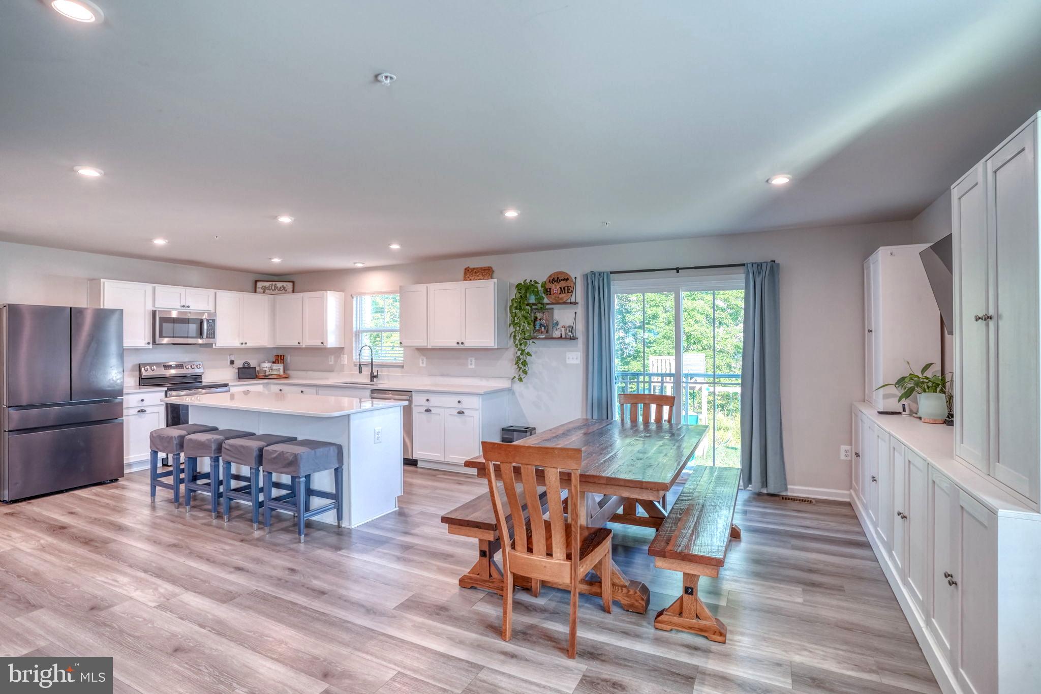 46 GOLDSPIRE DRIVE