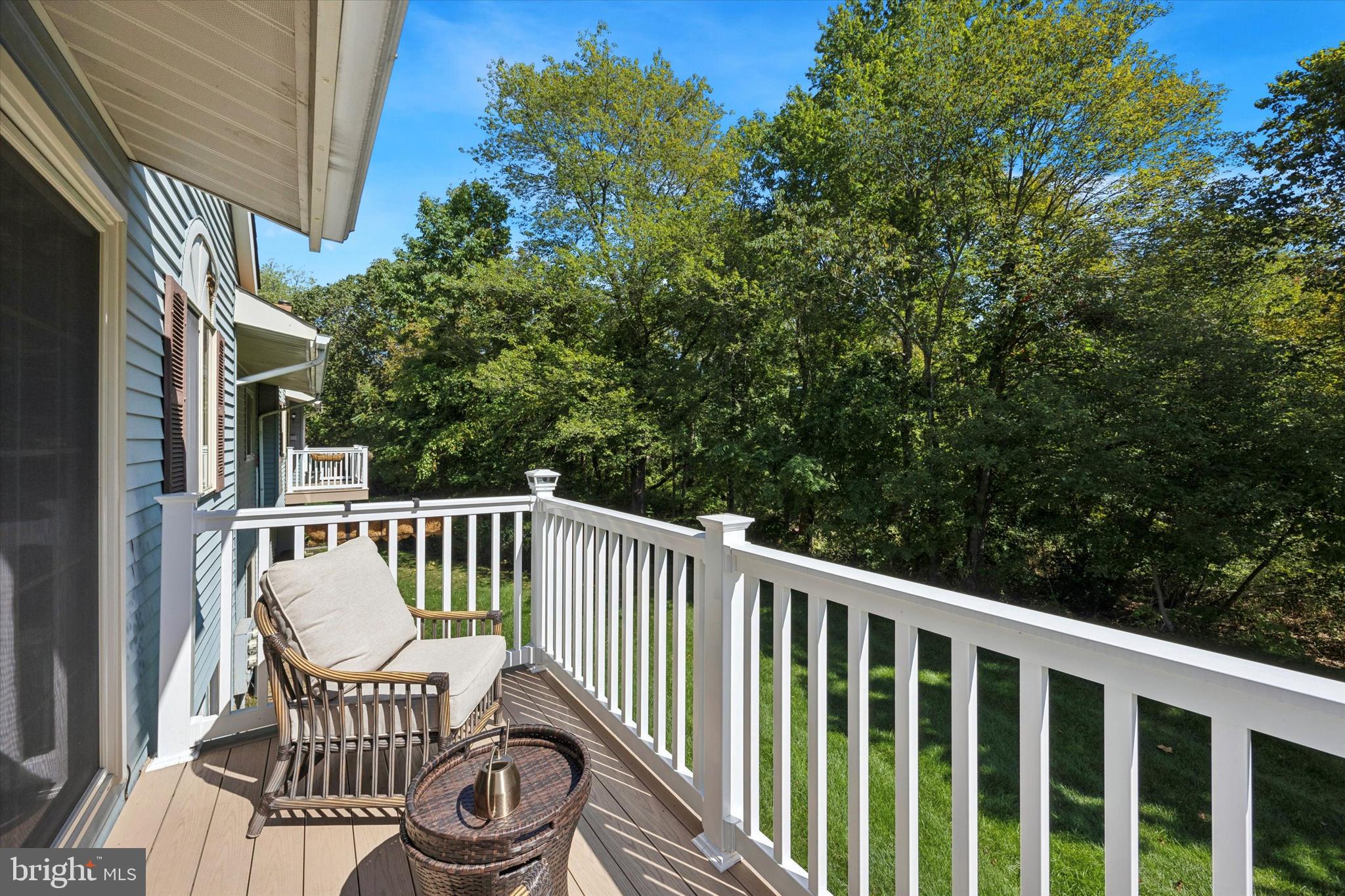 SAW MILL VALLEY - Residential