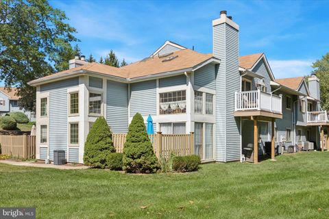 44 BROOKSIDE COURT 44 HORSHAM PA 19044
