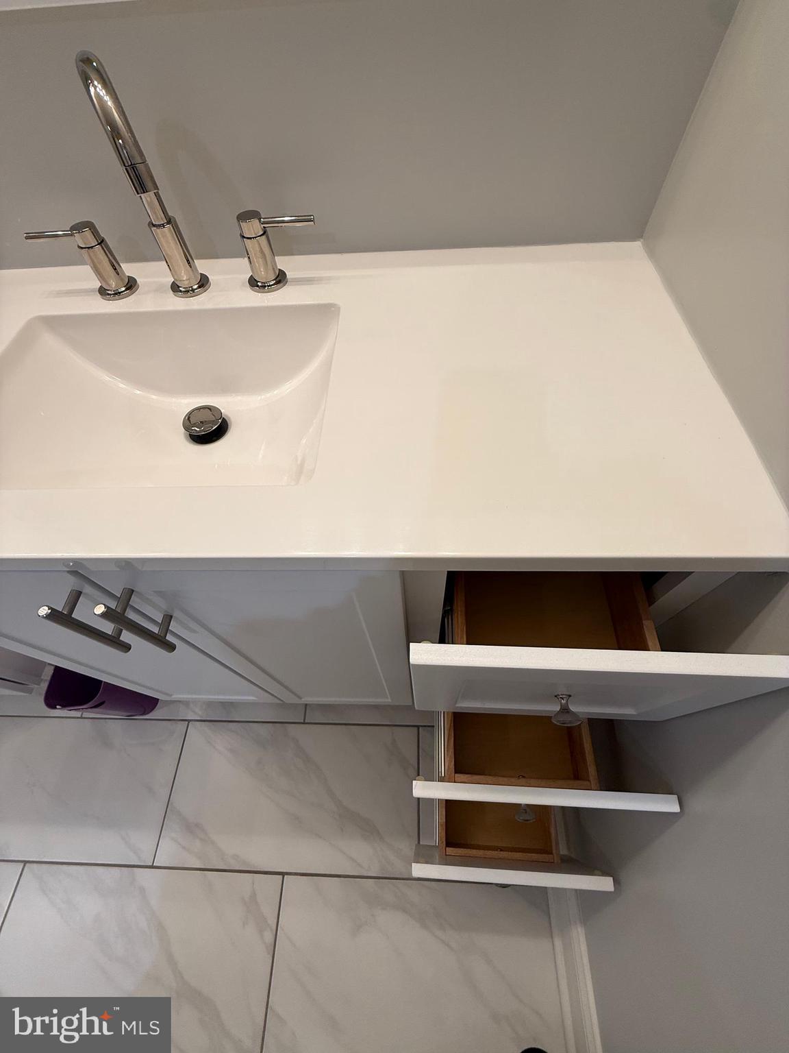 MONTPELIER - Residential