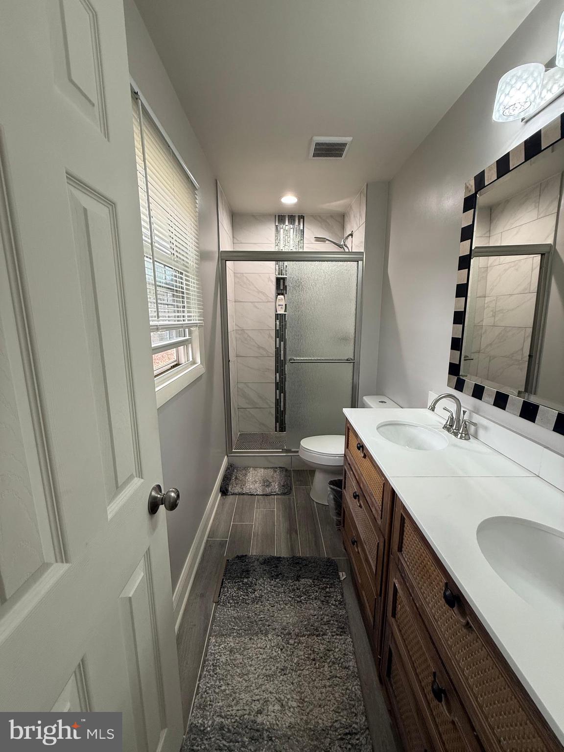 MONTPELIER - Residential