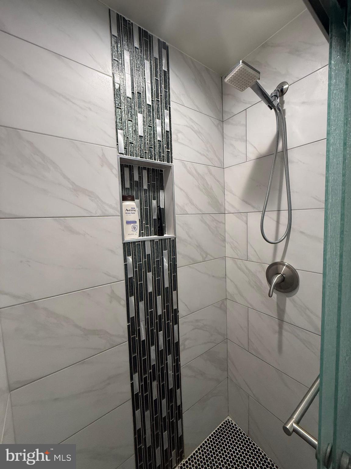 MONTPELIER - Residential