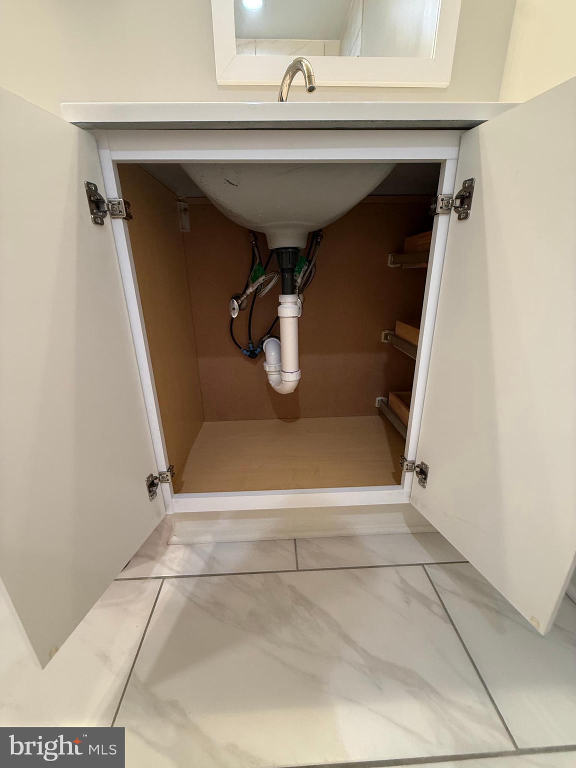 MONTPELIER - Residential