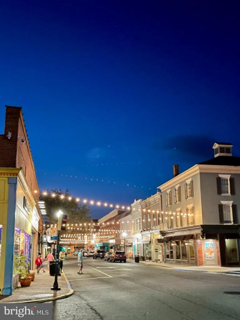 DEEP HARBOR - Residential