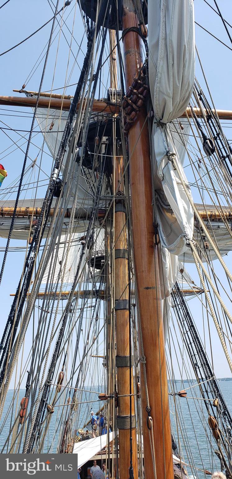 DEEP HARBOR - Residential