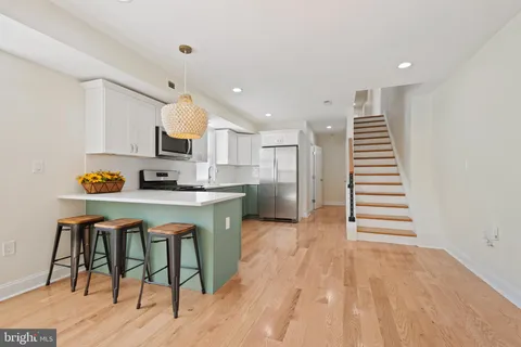 MLS: MDBA2149830