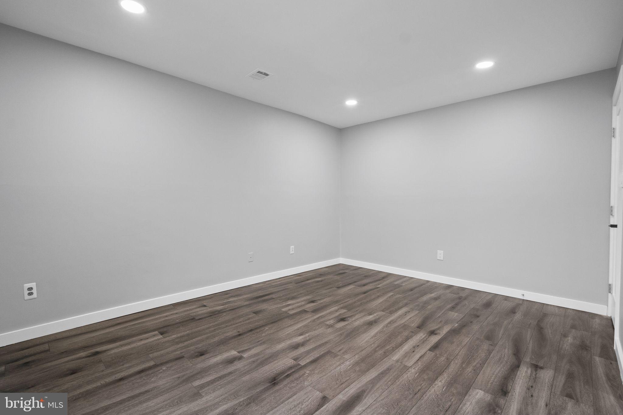 HIGHFIELD - Residential