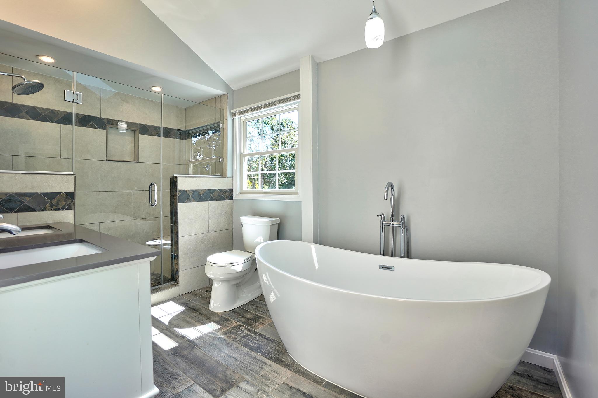 MILL CREEK SOUTH - Residential