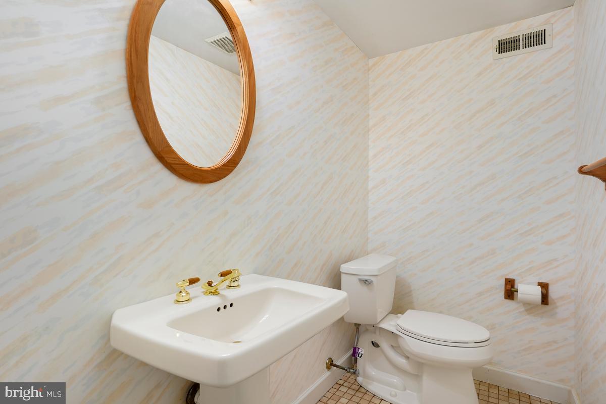 MILL CREEK SOUTH - Residential