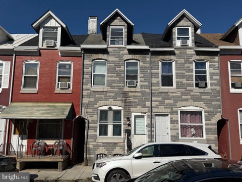 Townhouse For Sale - 1336 Mulberry Street<br/> READING, PA 19604