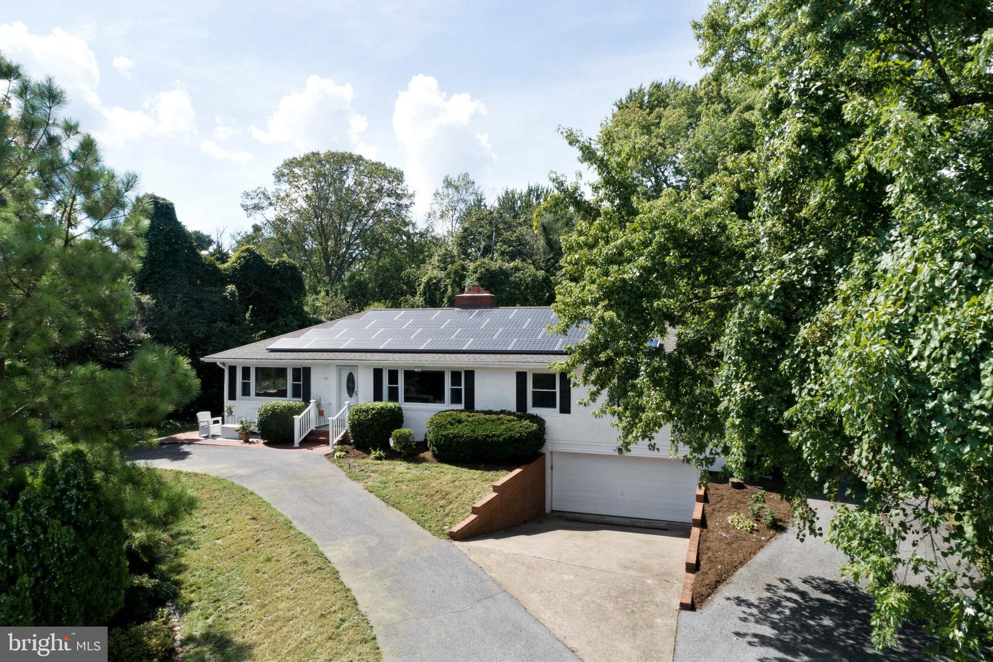 HILLSMERE ESTATES - Residential